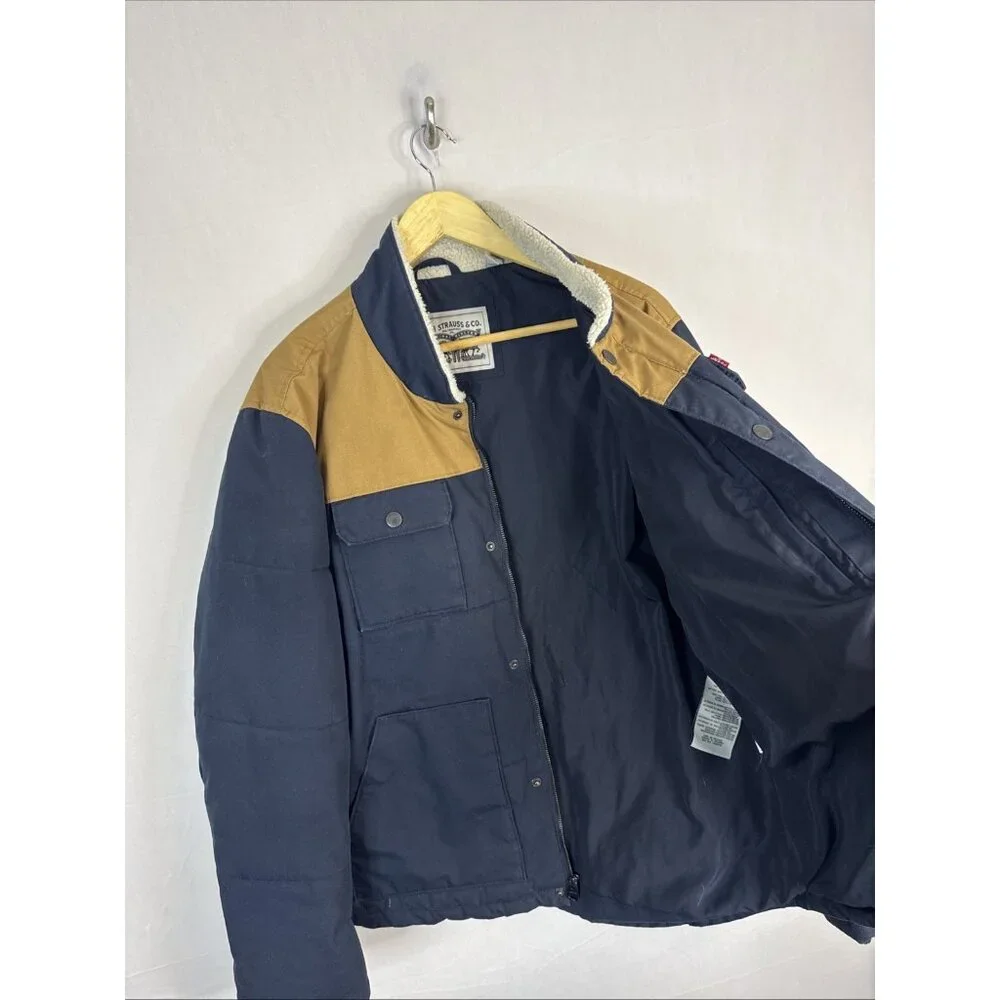 Levi’s Woodsman Quilted Puffer‎ Jacket XL with Sherpa Collar